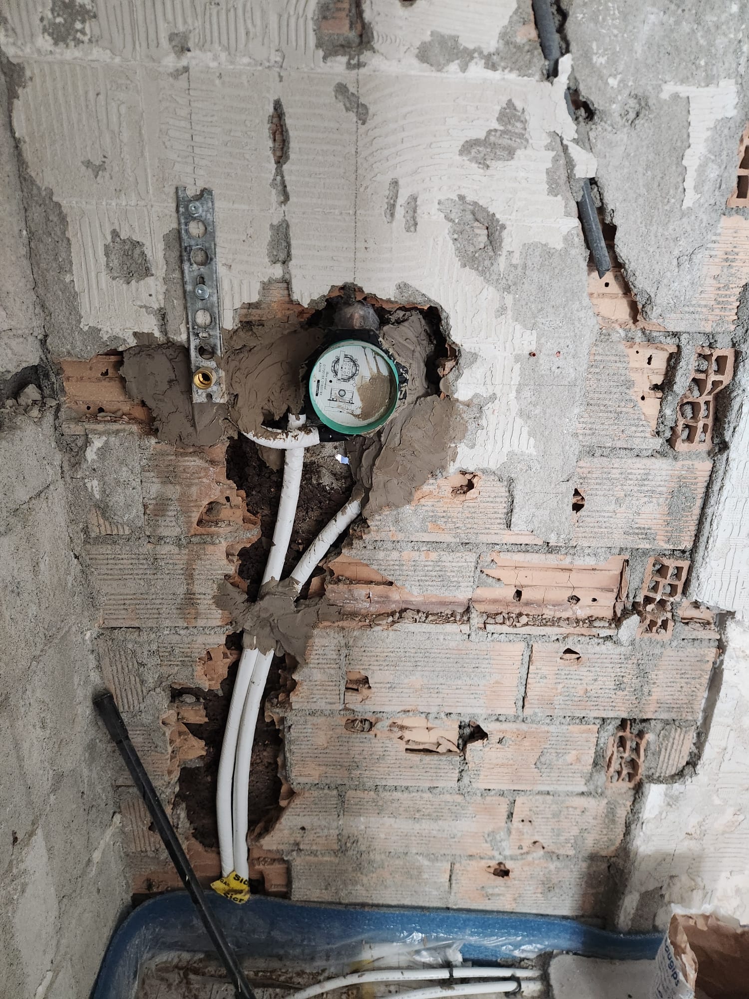 Intervention AJ Sanitaire Chauffage 32 — plomberie et chauffage en Valais et Vaud