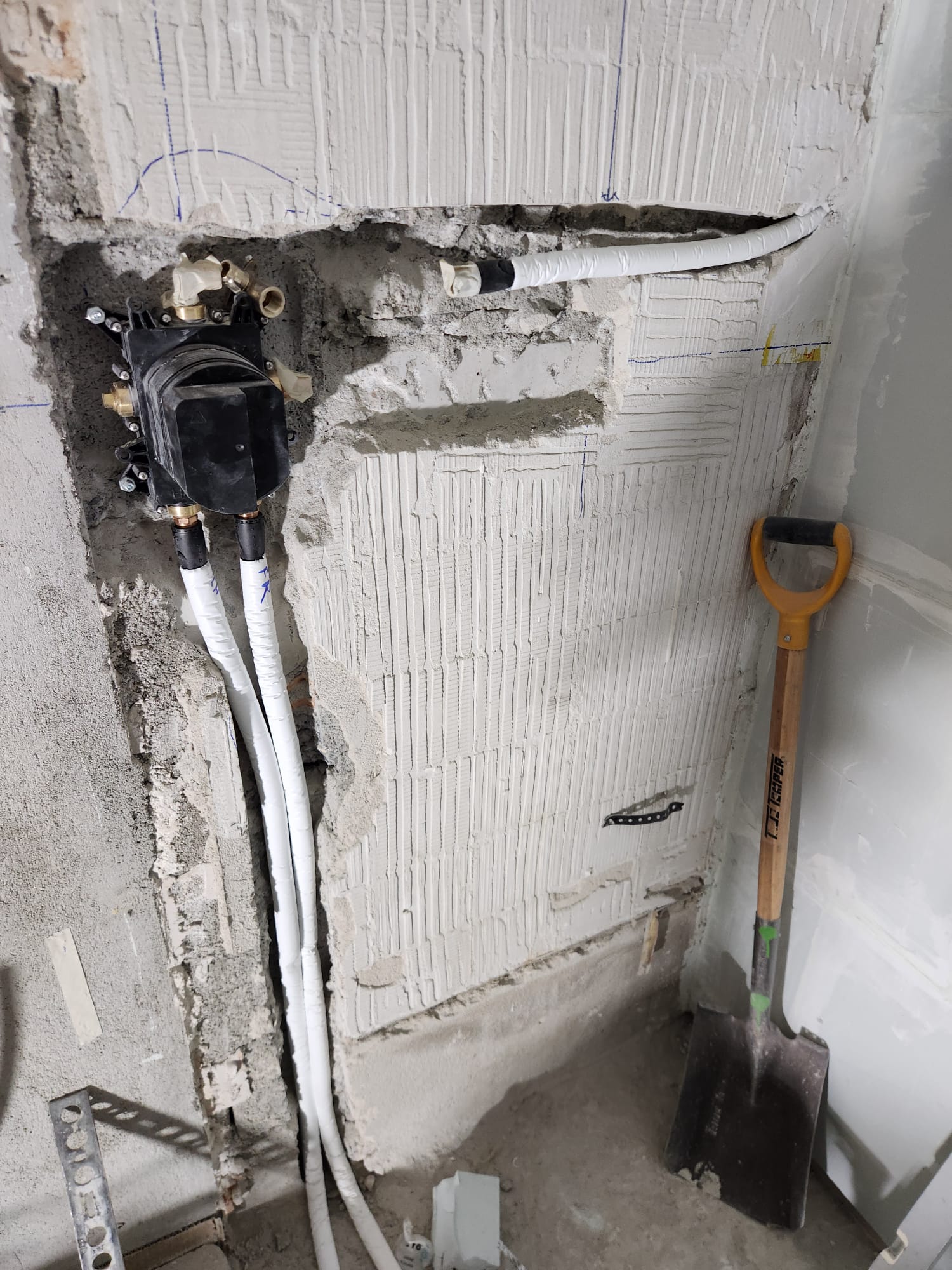 Intervention AJ Sanitaire Chauffage 45 — plomberie et chauffage en Valais et Vaud